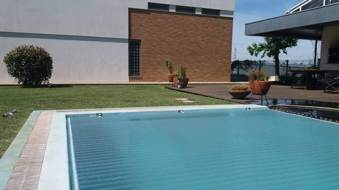 Cobertura em Policarbonato transparente